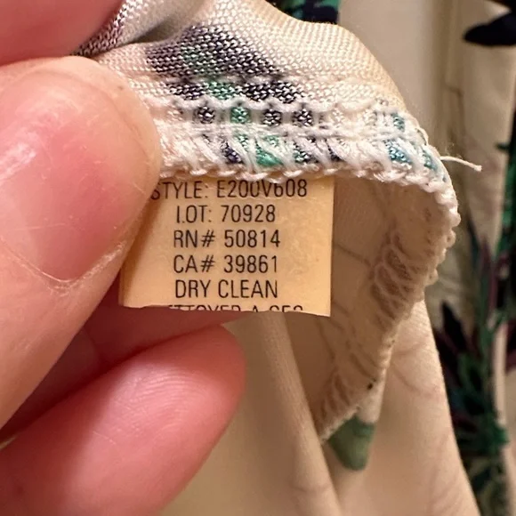 Elie Tahari Silk Floral Tie-Waist Dress - Effortless Elegance - Picture 11 of 13